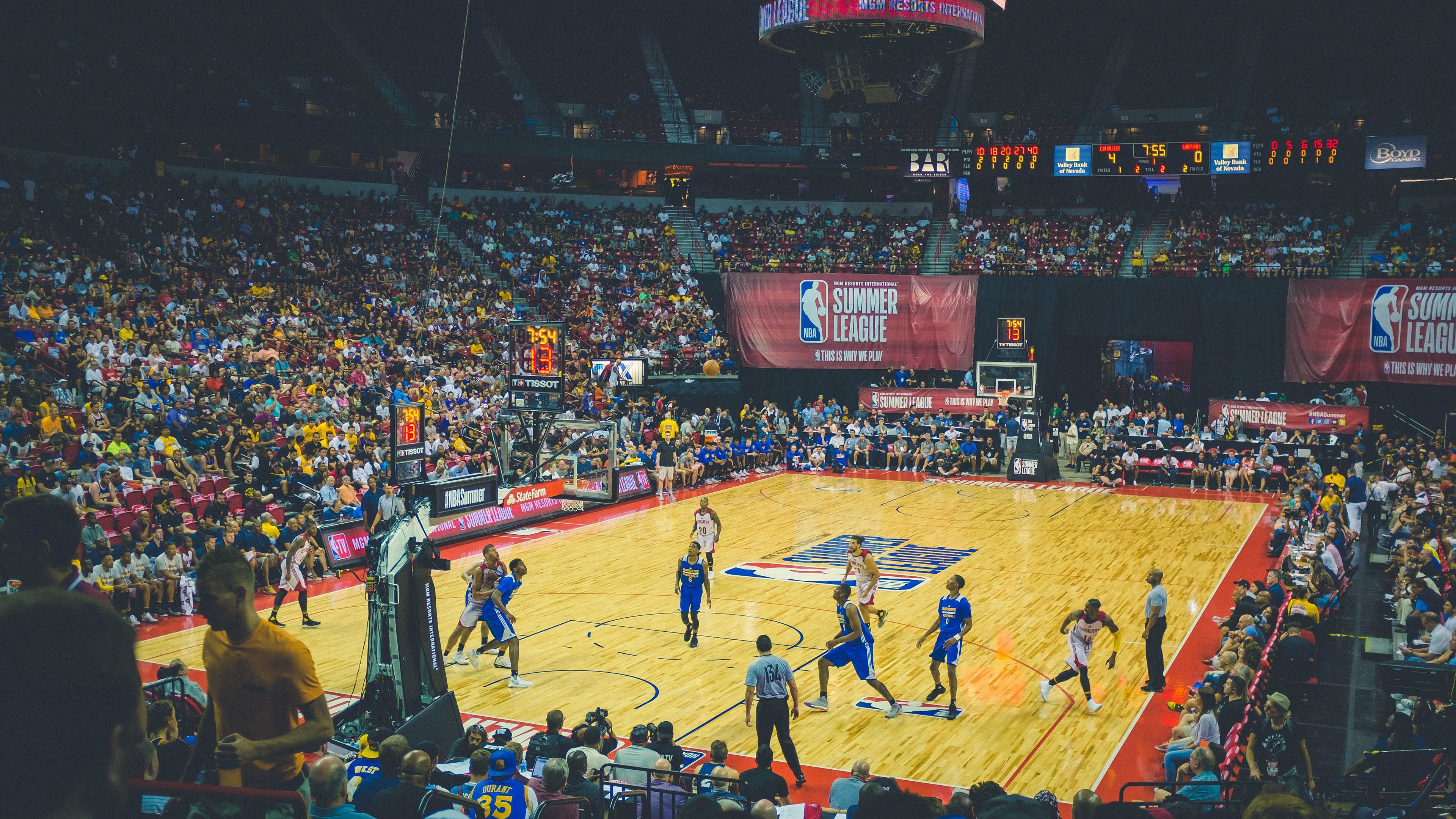 中国篮球的崛起激励新一代运动员，谈谈中国篮球的现状及未来发展走向